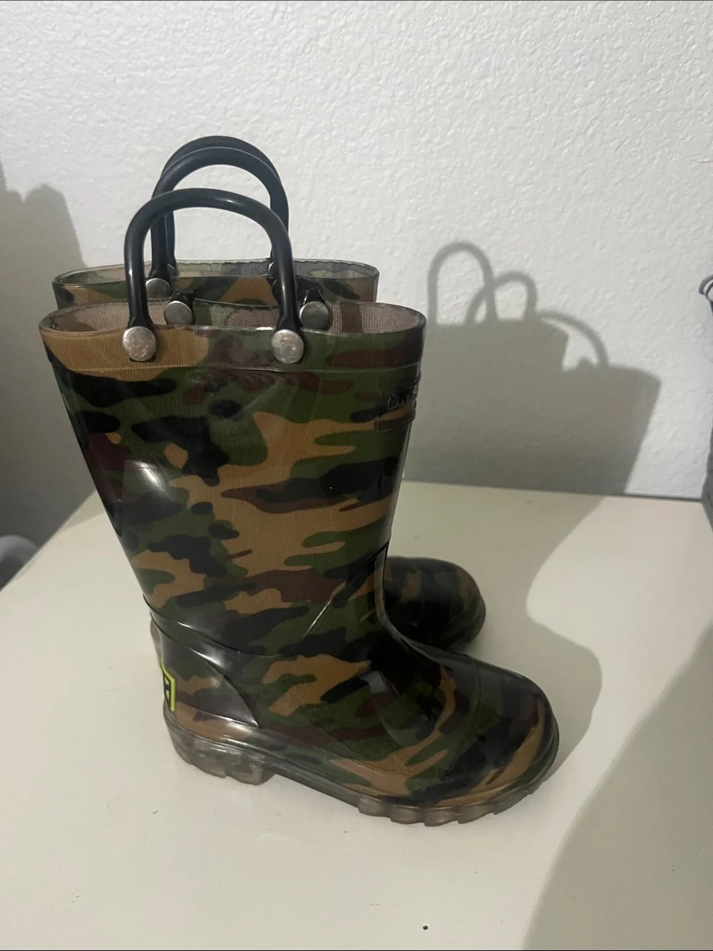 Western Chief Kid’s Boy’s Girl’s Light Up Camouflage Rain Boots Size 7